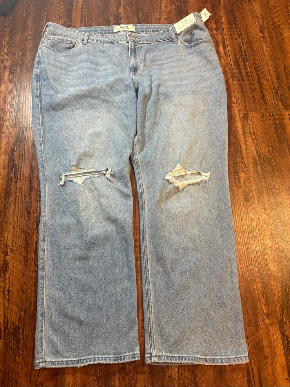 Hollister womens jeans low rise 20R W35 NWT